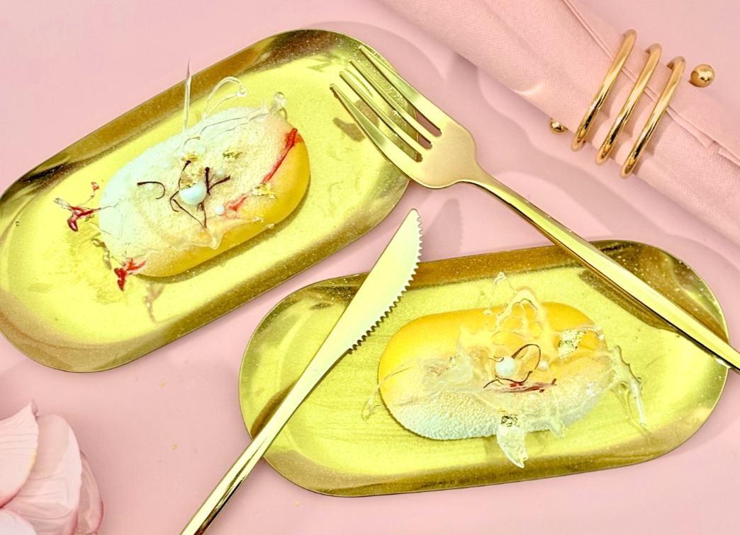 Saffron Vanilla Cheesecake Gâteau | Two-Piece Gift Set