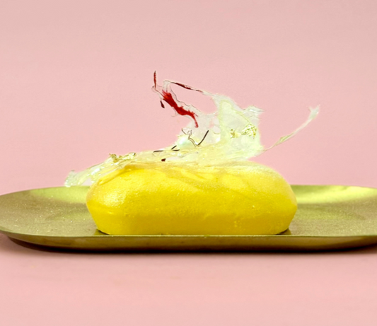 Saffron Vanilla Cheesecake Gâteau | Two-Piece Gift Set