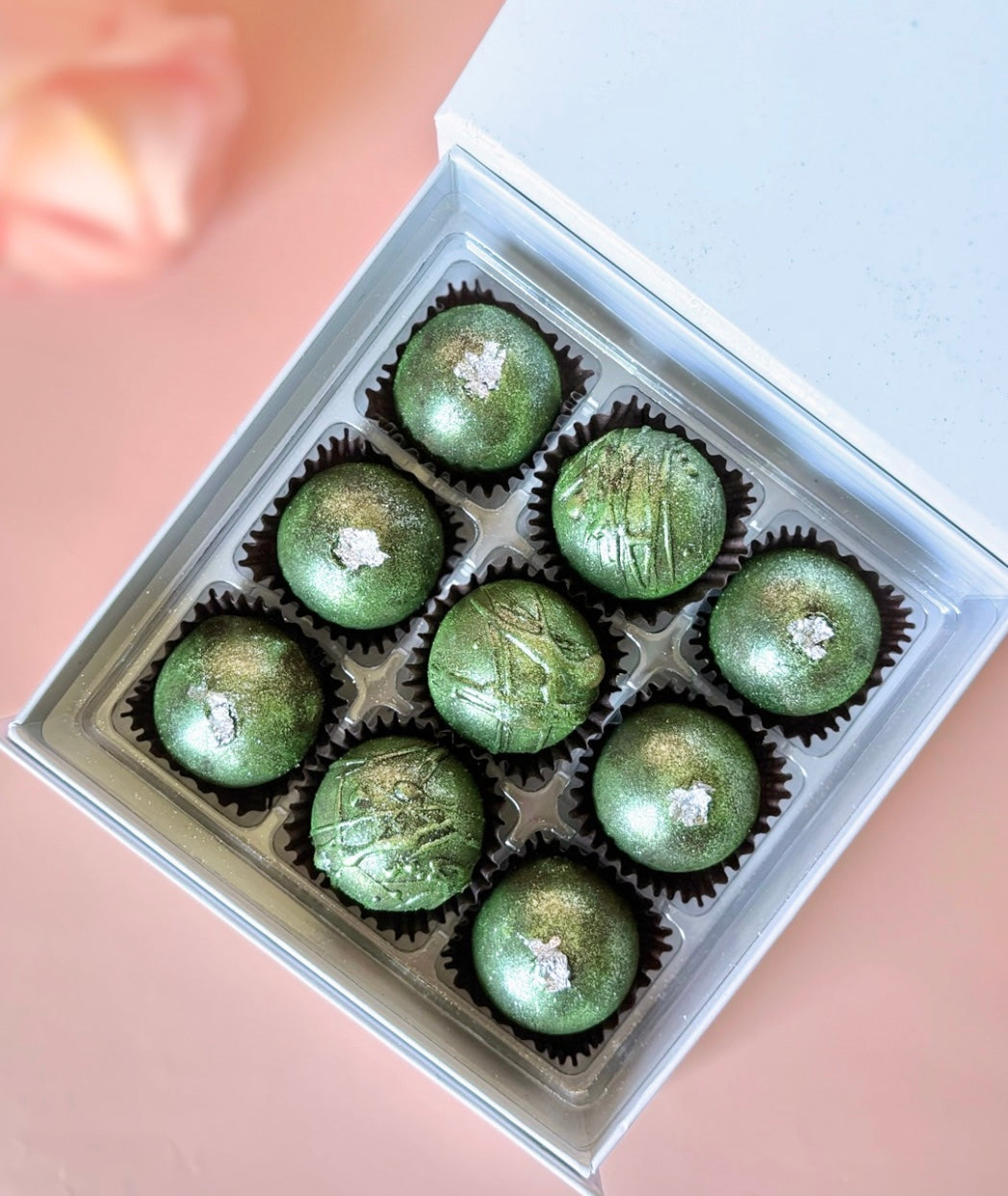 Peridot Pistachio Gift Box